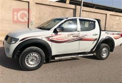 میتسوبیشی L200